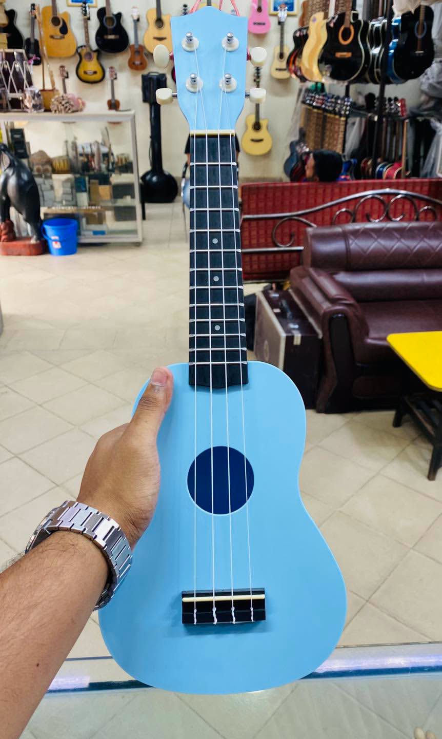 21" Multicolour Ukulele with bag and pick free - Image 3